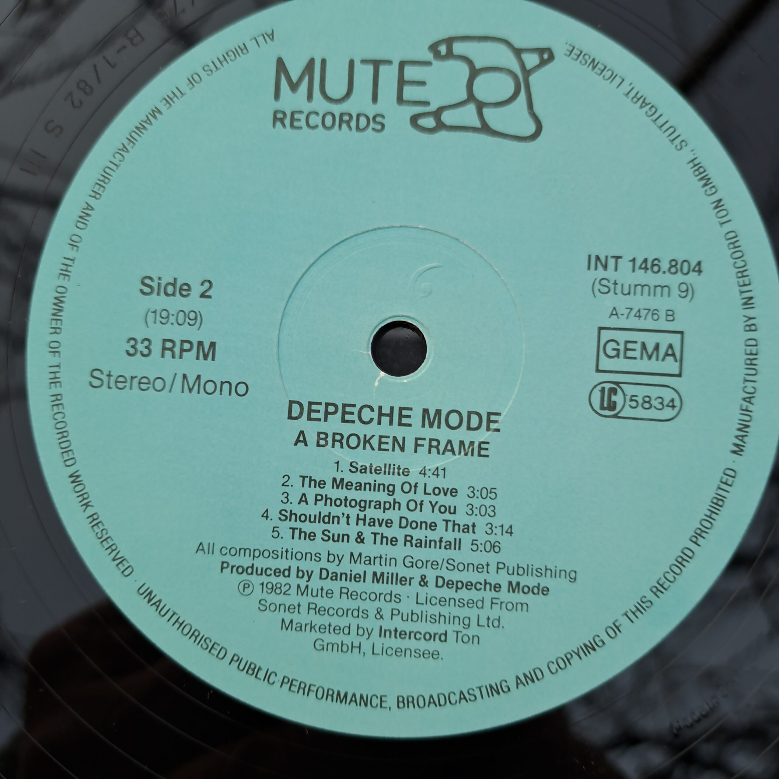 Depeche Mode – A Broken Frame Disc vinil VG (REPOSTAT) - imagine 3