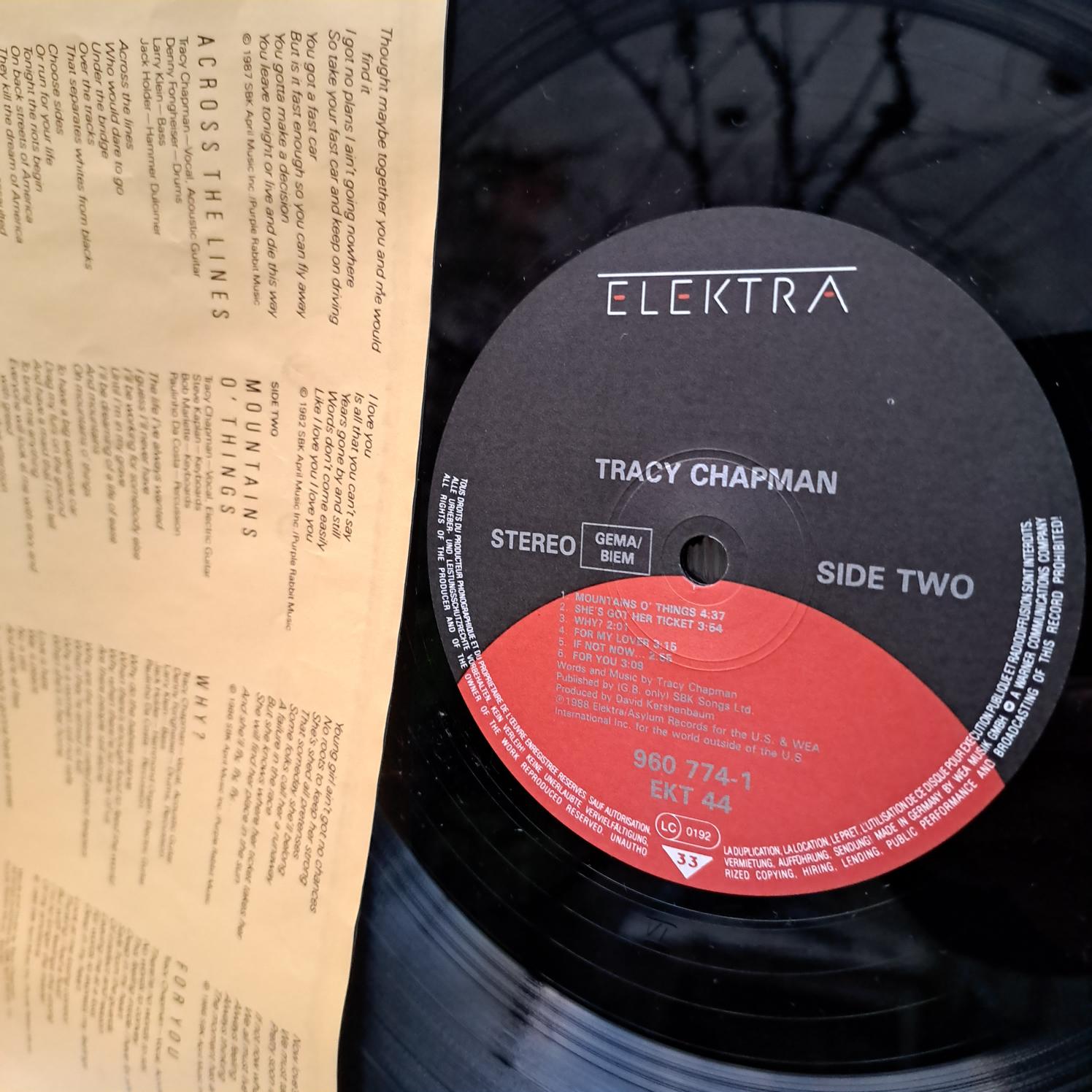 Tracy Chapman – Tracy Chapman Disc VINIL LP VG VG- - imagine 3