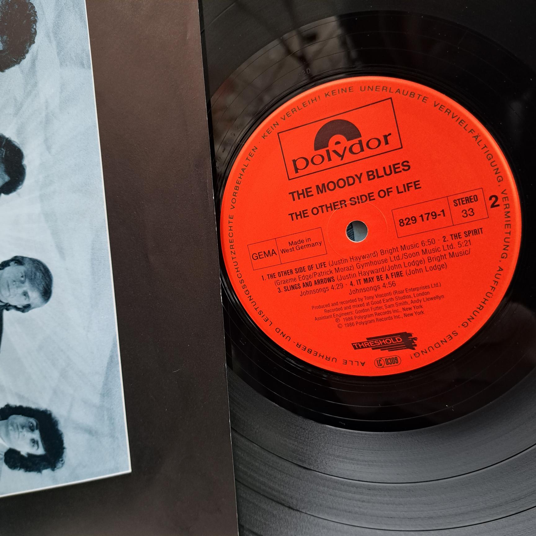 The Moody Blues – The Other Side Of Life Disc VINIL LP VG VG+ - imagine 2