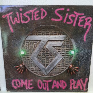 Twisted Sister – Come Out And Play   Disc VINIL LP VG+  (BOXC)