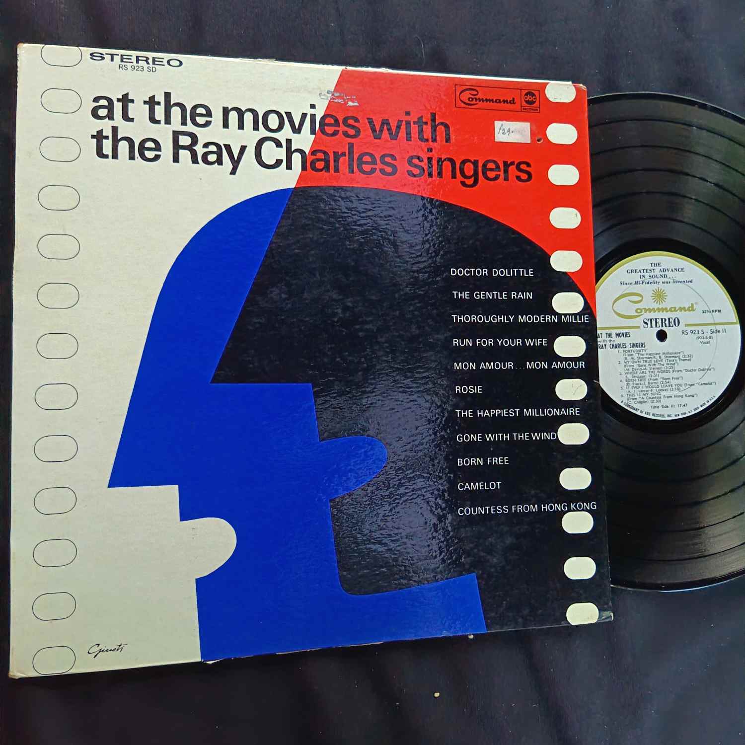 The Ray Charles Singers – At The Movies - Disc VINIL LP VG VG+ USA