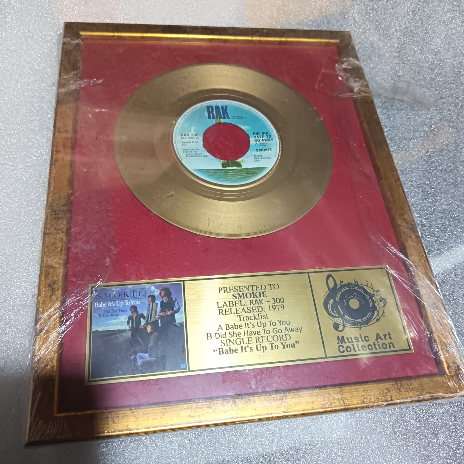 SMOKIE Disc Replică Decorativ – Auriu (Gold)